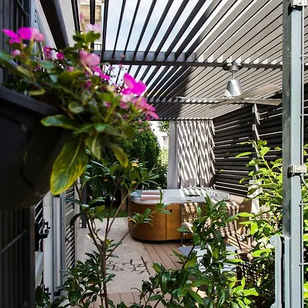 Apartment Luxury Elizabeth